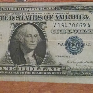 1935 1 Dollar Silver Certificate in Fine Condition