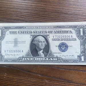 1957 1.00 Silver Certificate - Antique Notes - - Obsolete Notes - Collectible Currency - Small Notes - Silver Certificates