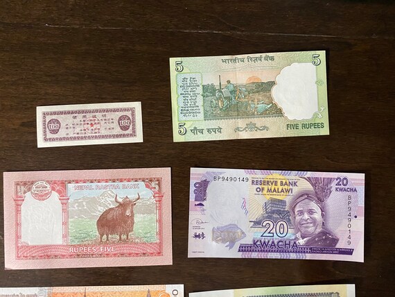 World Notes - 10 Notes From Around the World - Notes Are in