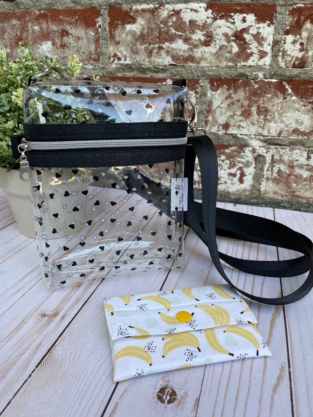 Black Heart Clear Vinyl Crossbody Bag/crossbody Bag / Clear Boxy