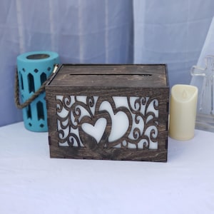 Elegante caja de tarjetas de madera y acrílico con diseño de corazón para bodas, graduaciones, duchas, eventos