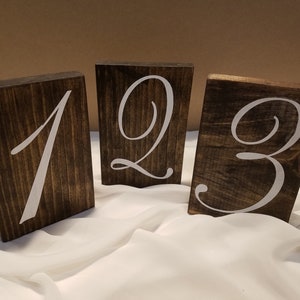 Números de mesa de madera, números de mesa rústicos, bodas, fiestas