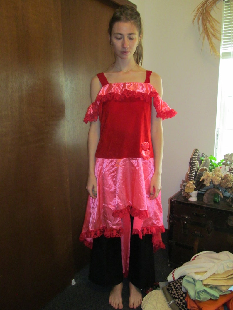 Lace Dress Velvet Costume Harajuku or Western Style Ruffly Satin