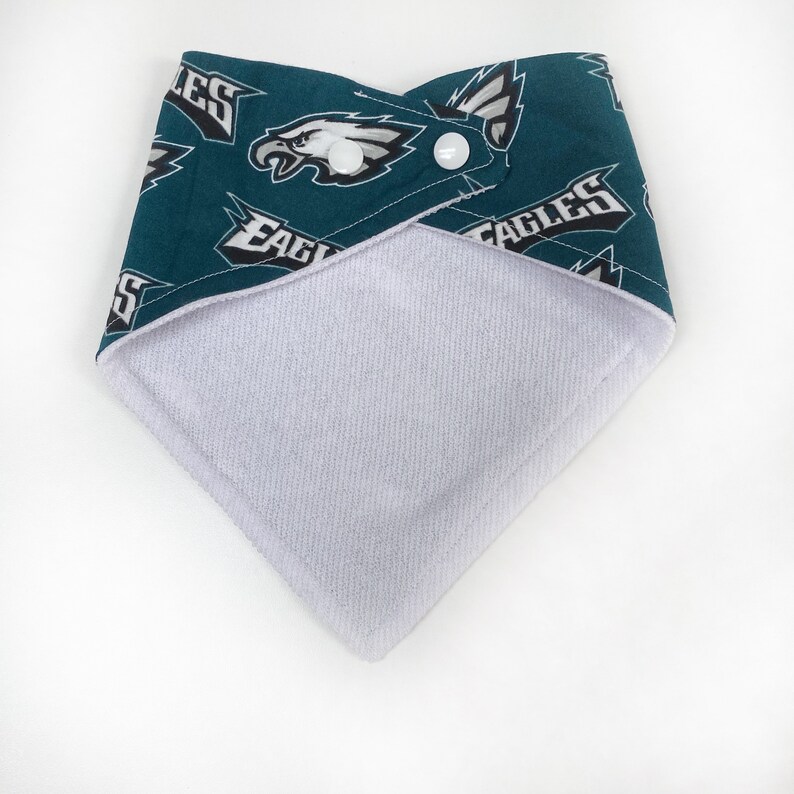 Bavoir bandana bébé fan de l'équipe de football de Philadelphie, aigles, champions du Super Bowl, garçon ou fille, réglable, bébé, tout-petit, rose, blanc image 2