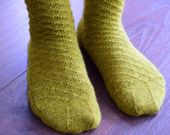 Sock knitting pattern / Mara socks knitting pattern Pdf