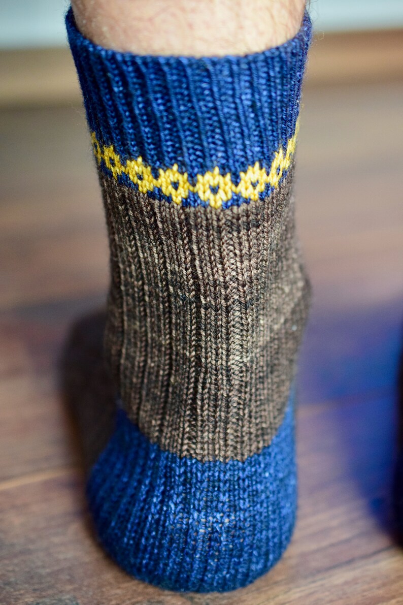 Downloadable Knitting Pattern PDF / Sock knitting pattern / Men's sock knitting pattern / Sock pattern / Knitting pattern My Man's socks image 5