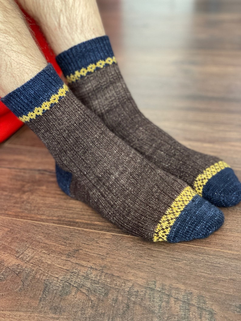 Downloadable Knitting Pattern PDF / Sock knitting pattern / Men's sock knitting pattern / Sock pattern / Knitting pattern My Man's socks image 3