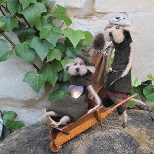 MUÑECAS DE PERRO DE FIELTRO, Dos fabulosos perros de fieltro de aguja/Arte de perro lindo/Perro/Regalo de los amantes de las muñecas/Escultura de lana de arte de fibra, 'The Wombles'