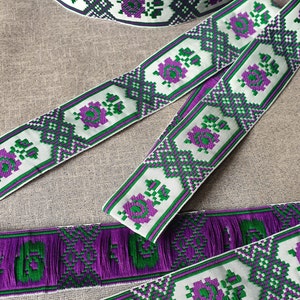 バイオレットグリーンのトリム 刺繍リボントリム（1ヤードあたり） ウクライナの民族ジャカードトリム（バラ付き） ロール 25メートル 1.2インチ 3 cm