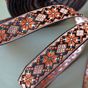 Jacquard Zierband Schwarz Orange Braun Weiß Grau Stickerei Zierleiste Meterware Ukrainische Ornament Ethnische Borte Meterware Breite 2 cm