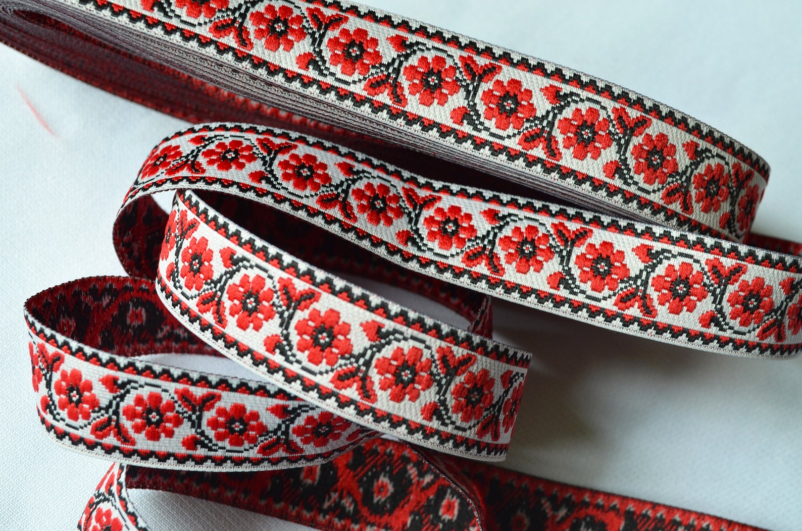 Cross Back Bubble-Red Trim main image 0