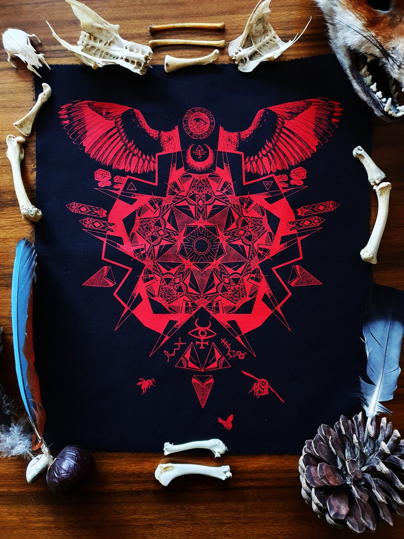 Back-Patch sew-on KINGFISHER MANDALA: White or Red psychedelic,satanic,mandala,bird wings,feathers,techno,occult,raver,alternative,stoner Red