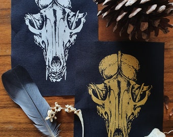 Opnaaibare patch ~ FOX SKULL ~ Punkmode, handbedrukt lichtgewicht katoen ~ wit of goud