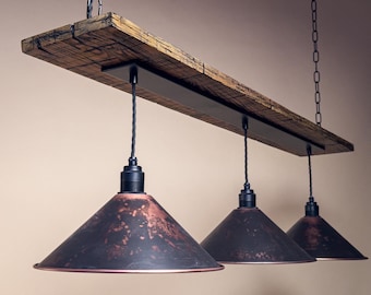 Poutre lumineuse en bois de récupération - Suspension industrielle patinée à la main