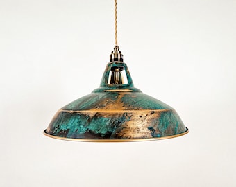 Suspension faite main en laiton massif - Lustre industriel rustique