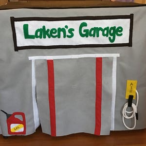 Padrão de playhouse de mesa de cartão de garagem DIY - Personalize com o nome do seu filho - Somente padrão PDF