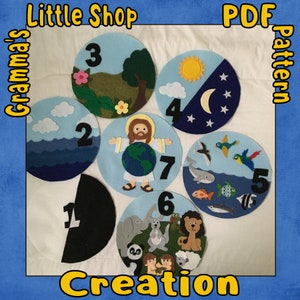 Puede incluir: Un conjunto de manualidades de fieltro para enseñar a los niños sobre la historia de la creación. El conjunto incluye siete círculos, cada uno con una escena diferente de la historia, y un número del 1 al 7. Las escenas incluyen la creación de la luz, la creación del cielo y el agua, la creación de la tierra, la creación de las plantas, la creación de los animales, la creación de los humanos y la creación del sábado.