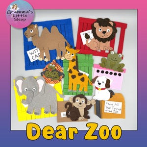 Può includere: Un set di figure di animali dello zoo in feltro tra cui un cammello, leone, giraffa, rana, elefante, serpente, scimmia e cane, abbinati a casse colorate. Il set presenta etichette scritte a mano e il testo Dear Zoo in basso.