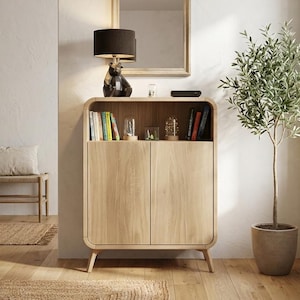 Eichenholzschrank - Moderner Eingangsbereich - Wohnzimmer Sideboard