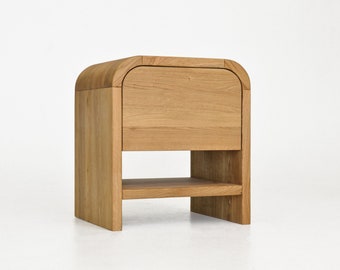 Paar Nachttische, Satz von Holz Nachttische, Beistelltisch, Beistelltisch mit Schublade und Regal Sofatisch aus Massivholz, Benutzerdefinierte Handgefertigte Möbel
