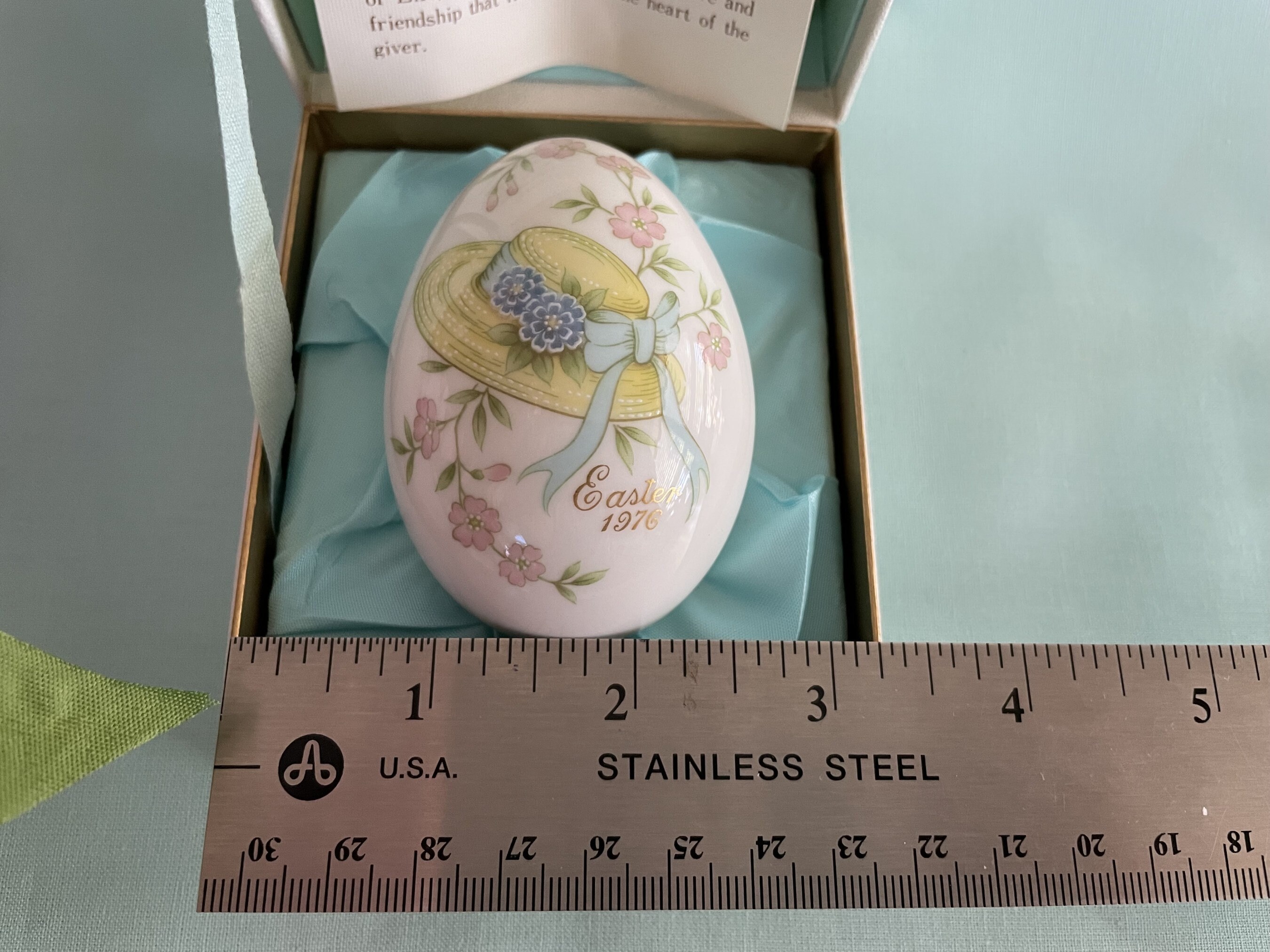 Noritake 1976 Limited Edition Bone China Easter Egg Commemorative