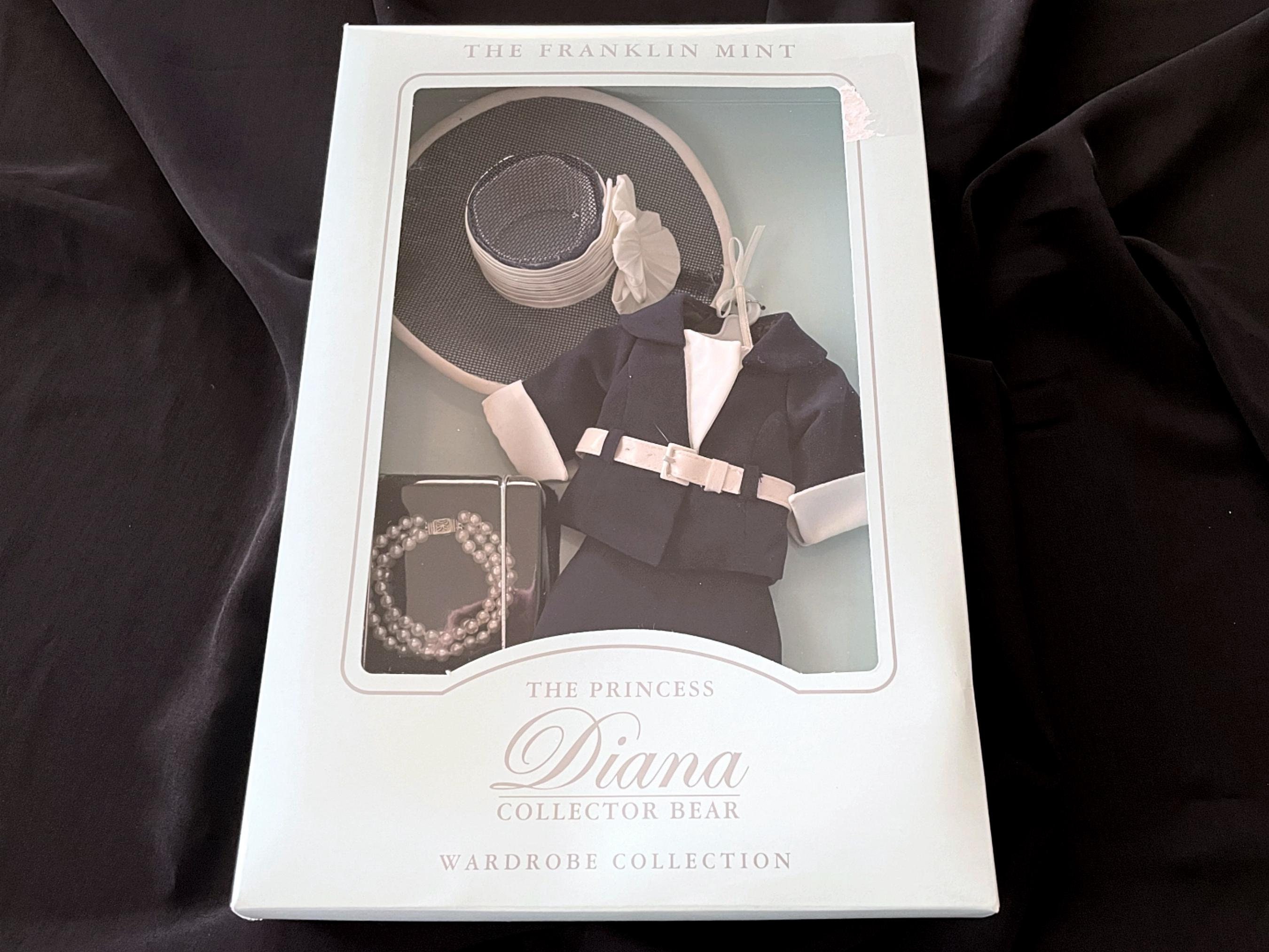 Franklin Mint Princess Diana Collector Bear Wardrobe Ensemble Navy