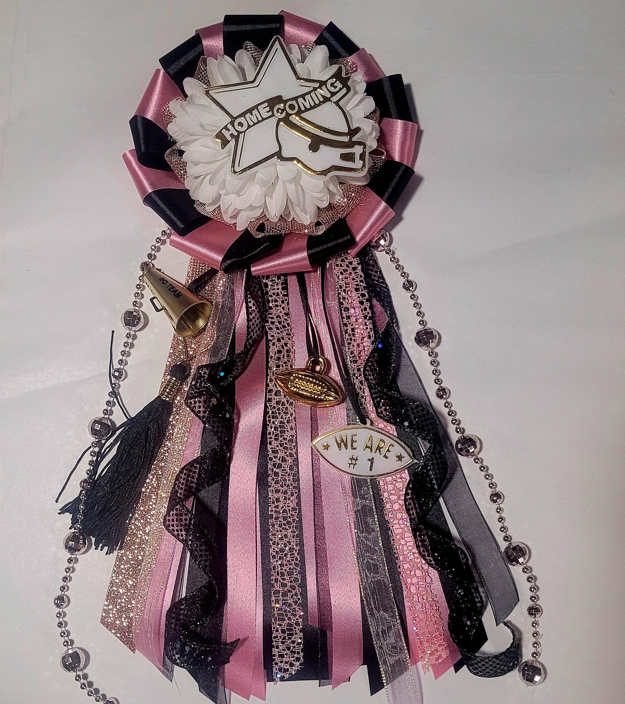 Baby Shower Mum In The Shape Of A Tie