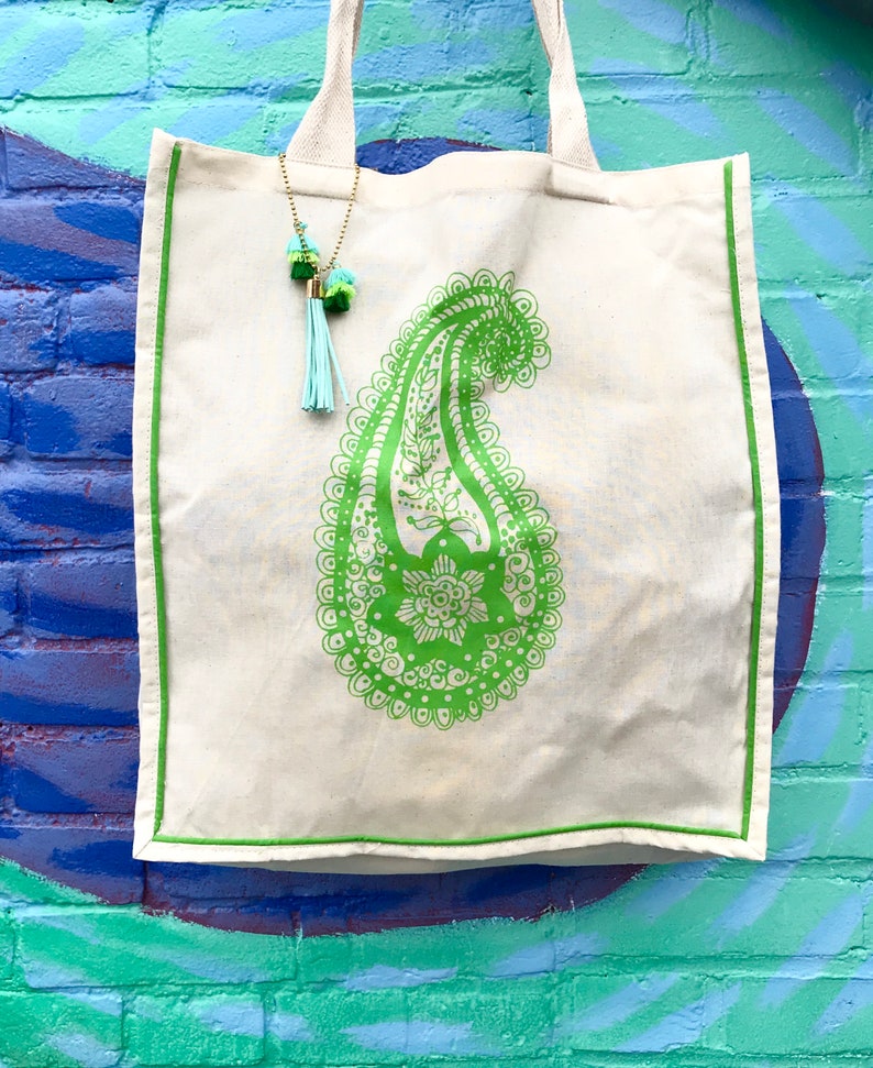 Paisley Market Tote with Tassel Market bag Everyday Bag Tote Beach Bag Colored Trim Tote Reusable Tote Carry-All Bag