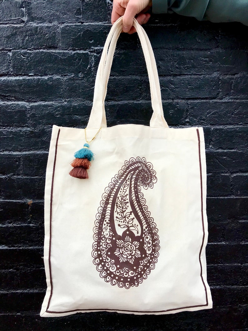 Paisley Market Tote with Tassel Market bag Everyday Bag Tote Beach Bag Colored Trim Tote Reusable Tote Carry-All Bag