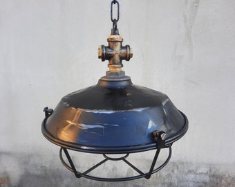 Industrial pendant lamp.Ceiling rustic chandelier