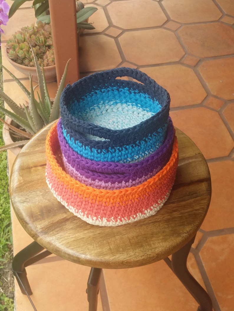 Crochet basket pattern multiple sizes
