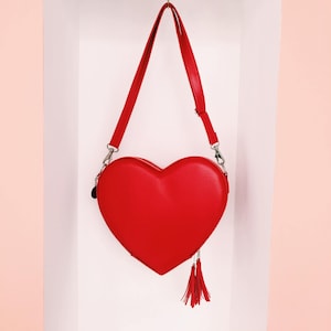 Red Heart Shaped Crossbody Chain bag Cute Clutch Purses