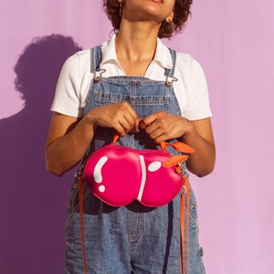 Circle Cereza- Cherry Crossbody Handbag