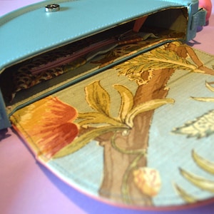 WATERMELON CROSSBODY WRISTLET