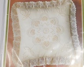 Candlewick Pillow Kit, Quilt Flowers, Easy To Create, 14 x 14 inch pillow