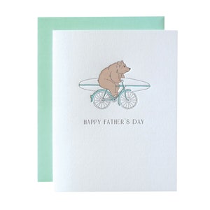 Papa ours surf | Carte de fête des pères typographique