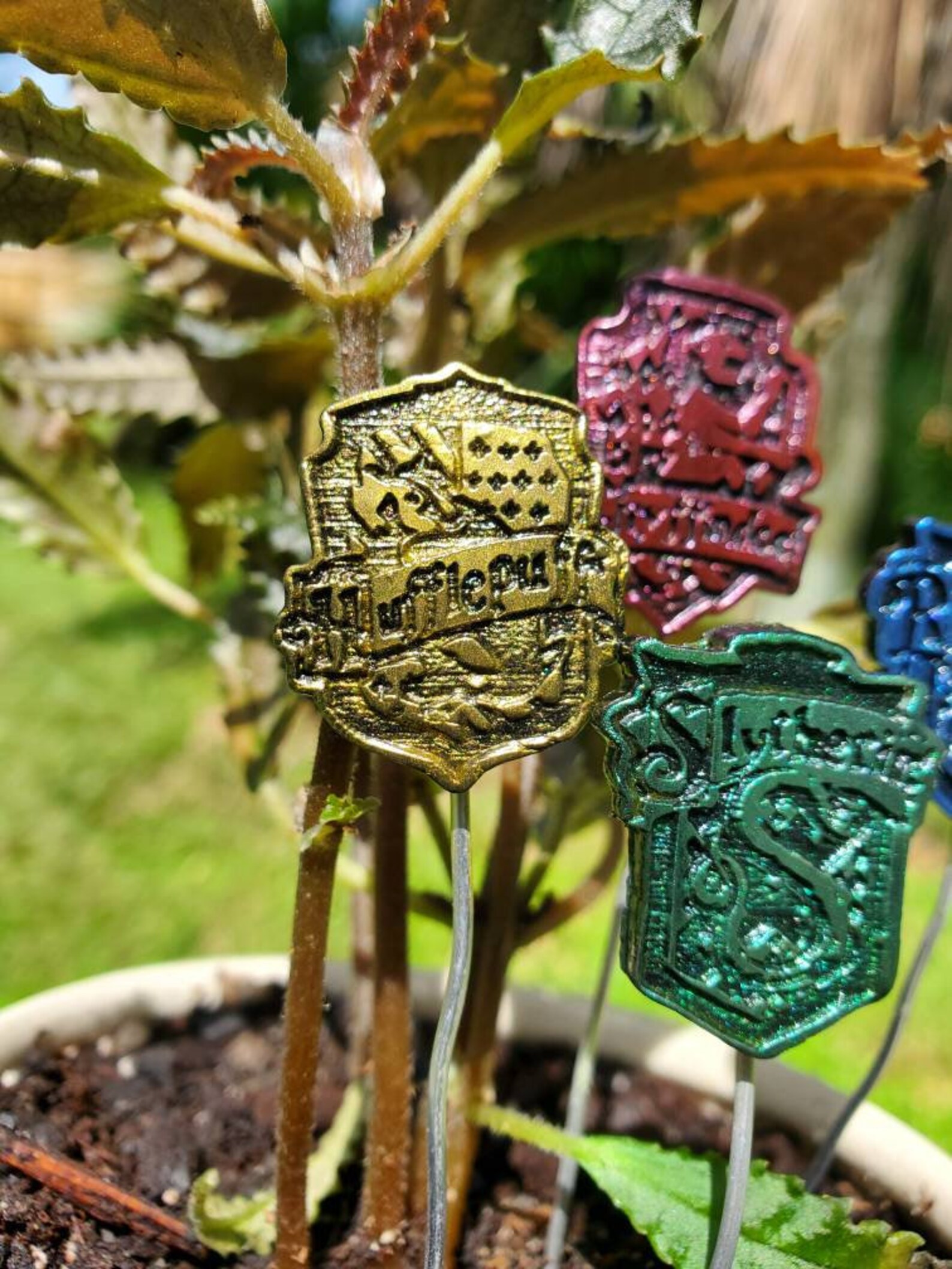 Harry potter hogwarts house plant pot stakes/ indoor plant Etsy