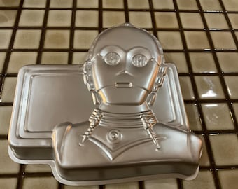 Star Wars C-3P0 Robot Cake Pan 1983 Lucasfilm 502-2197 Decor Collector Wilton