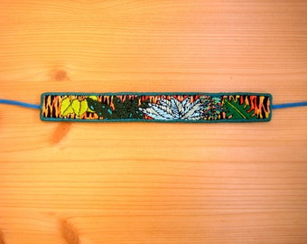 Embroidered "Nepal" bracelet