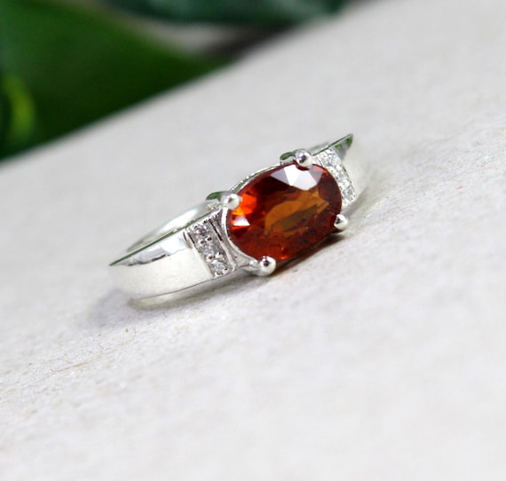 Garnet stone ring designs clearance
