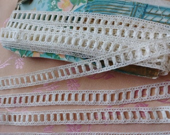 Tiny narrow Vintage French bobbin Lace Torchon trim insertion pillows .5 wide 2 yards