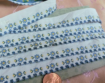 Cinta con pequeñas flores azules bordadas vintage de 66 pulgadas con encaje para muñecas, osos y trenza artesanal, color índigo para bebé.