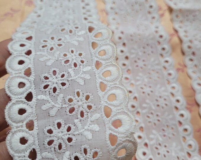 HEAVILY Embroidered Eyelet Trim Vintage Floral Detailed 3+ Yards - Etsy
