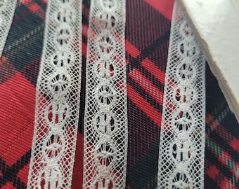 Geometric patternVintage French fine lace trim Valennciene insertion tulle by the yard