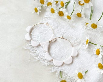 White | scalloped edge hoops