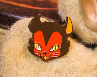 Smitten Kitten - Retro Doll Enamel Pin