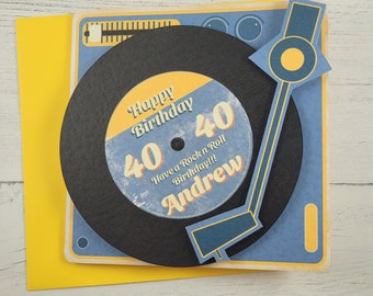 Carte d'anniversaire personnalisée pour tourne-disque, Carte d'anniversaire personnalisée, Carte sur le thème de la musique, Carte d'anniversaire en vinyle tourné, Carte de visite pour tout âge,