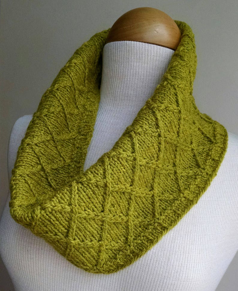Nexus Cowl Knitting Pattern Etsy