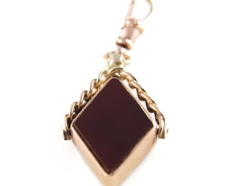Antique Bloodstone & Carnelian Kite Shaped Spinning Fob Pendant in 9k yellow gold