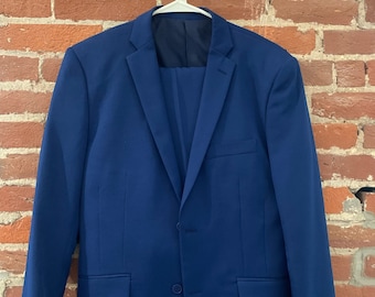 Vintage Men's 1950s 1960s Blue Gray Pinstriped Suit. Single